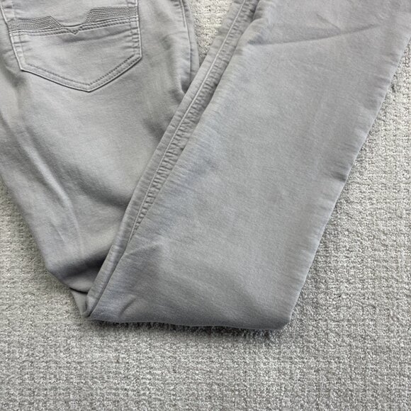 Black Bull Jeans Men’s Sz 33 Light Gray Denim Skinny Fit Slim Straight Casual - Picture 4 of 12
